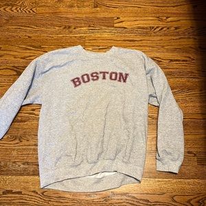 Gildan sweatshirt, grey with red writing. Size L